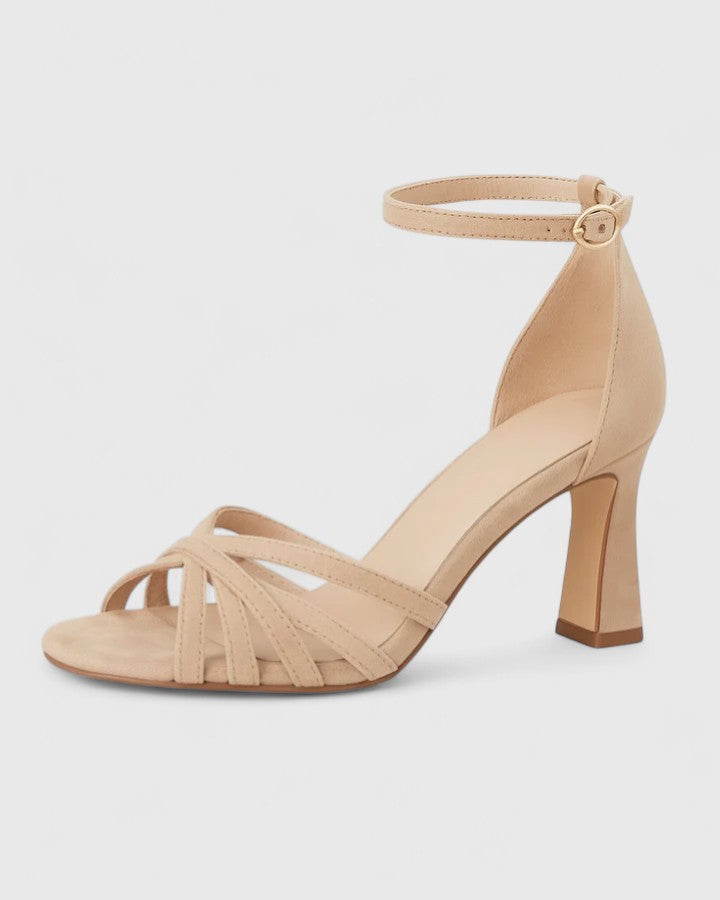 Livia – Sandalia de tiras elegante