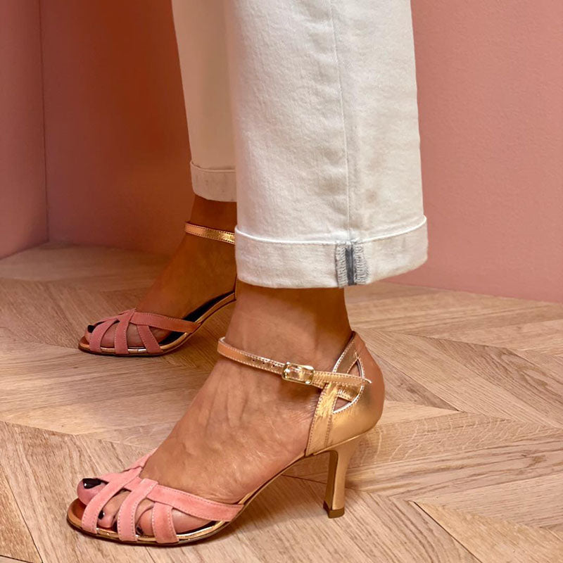 Vittoria – Tacón de tiras elegante