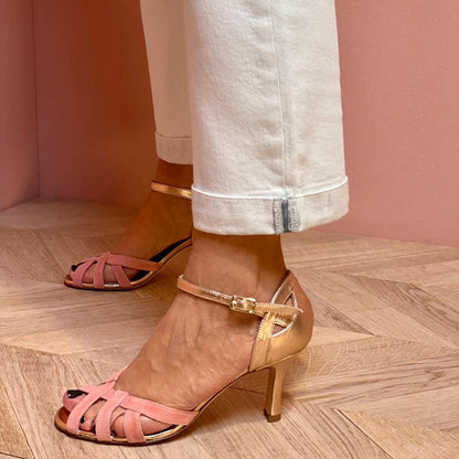 Vittoria – Tacón de tiras elegante
